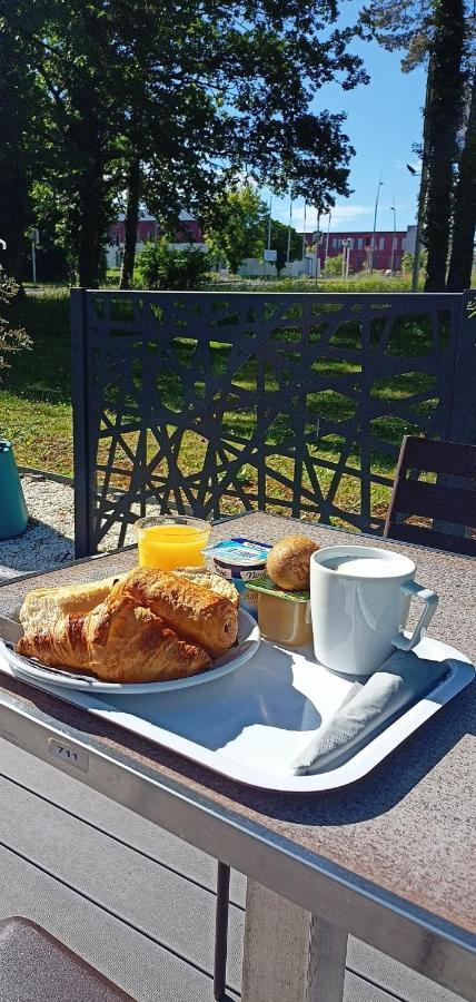 Campanile Tours Sud ~ Joue-Les-Tours Hotell Exteriör bild