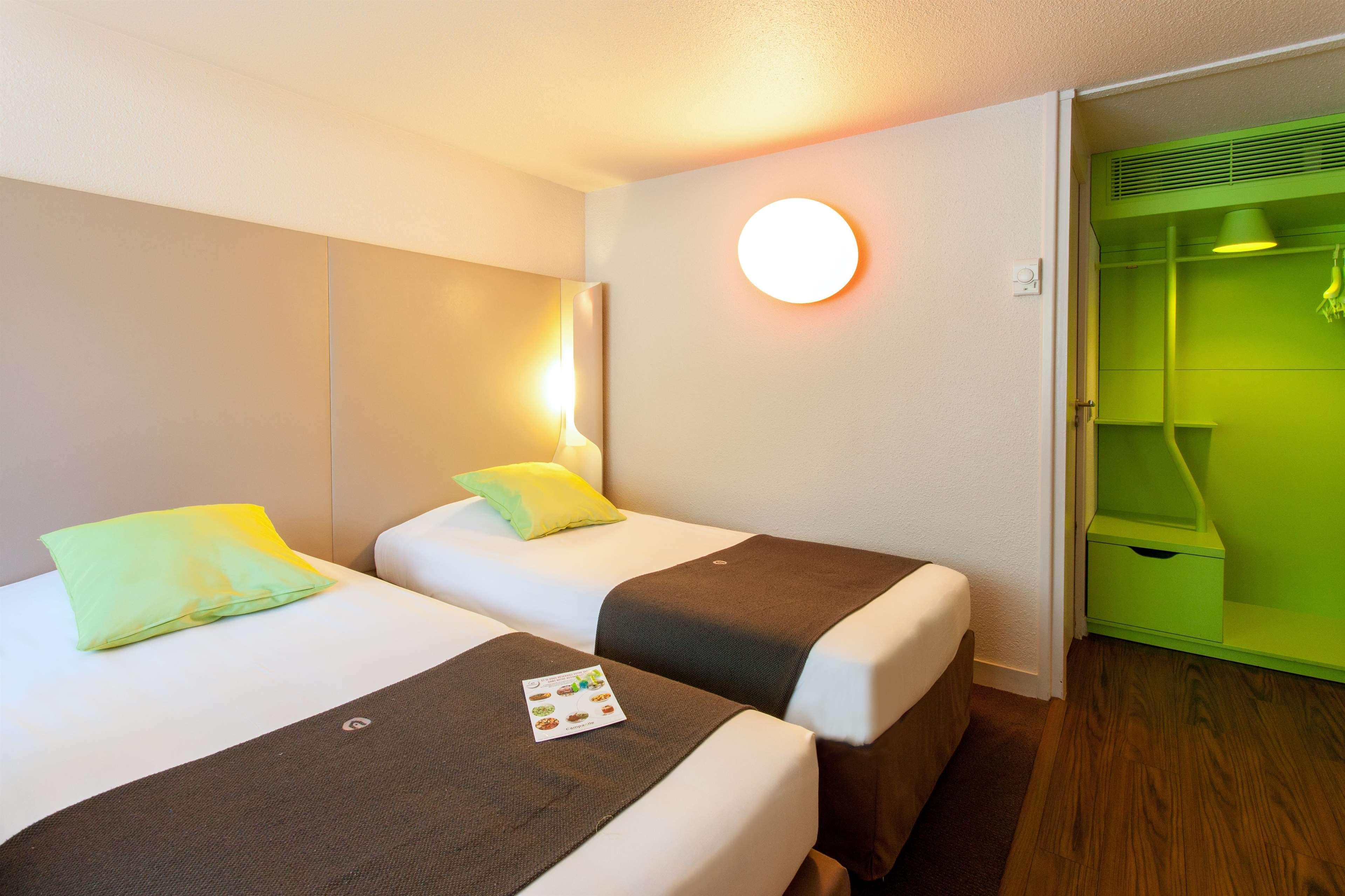 Campanile Tours Sud ~ Joue-Les-Tours Hotell Exteriör bild