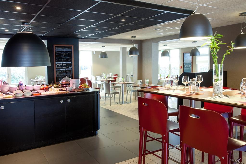 Campanile Tours Sud ~ Joue-Les-Tours Hotell Exteriör bild