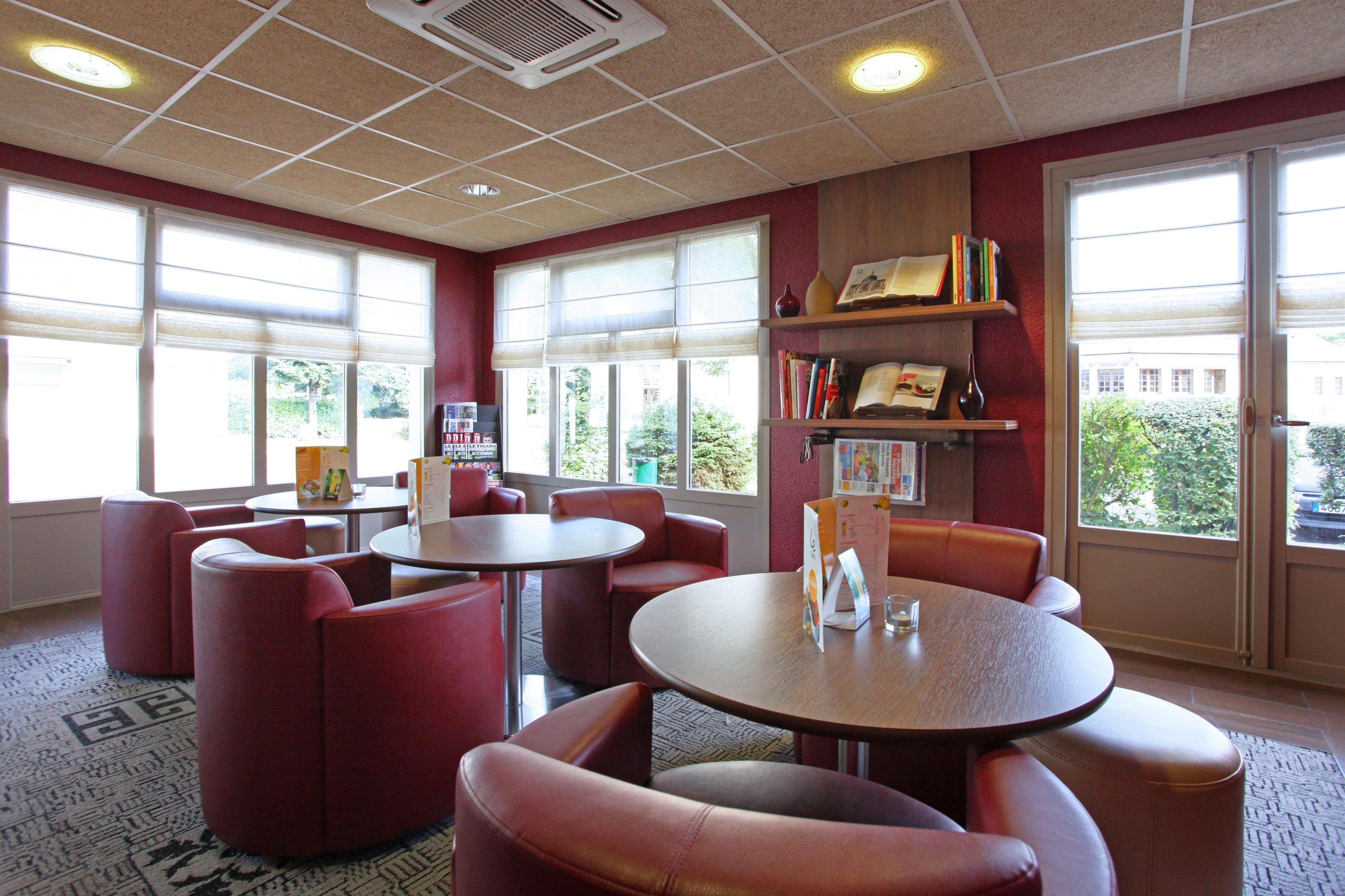 Campanile Tours Sud ~ Joue-Les-Tours Hotell Exteriör bild